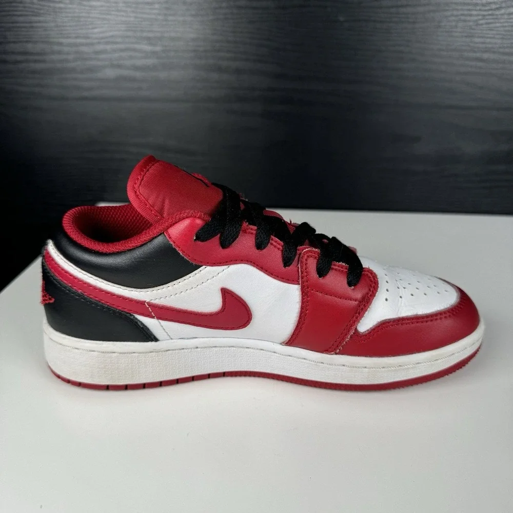 + Size 4Y - Jordan 1 Low Reverse Black Toe 553560-163